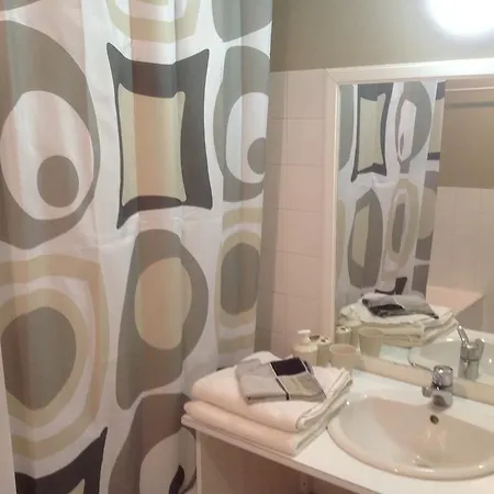 Couette-café La Ferme Du Bois Quesnoy 3*