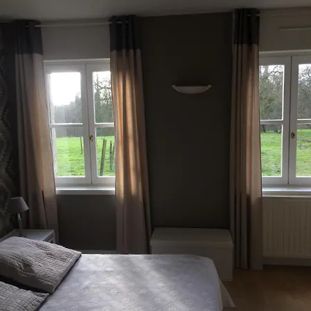 La Ferme Du Bois Quesnoy Couette-café 3*